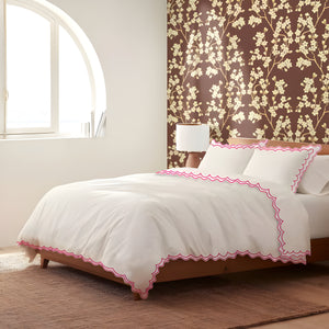 #HotPinkborder