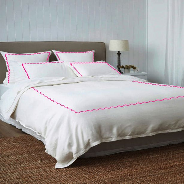 #HotPinkborder