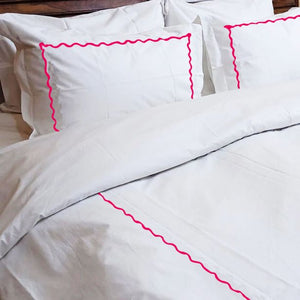 #HotPinkborder