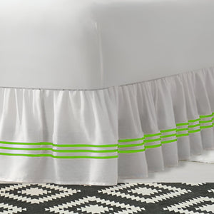 #ParrotGreenborder