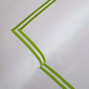#ParrotGreenborder