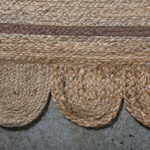 #Taupeborder