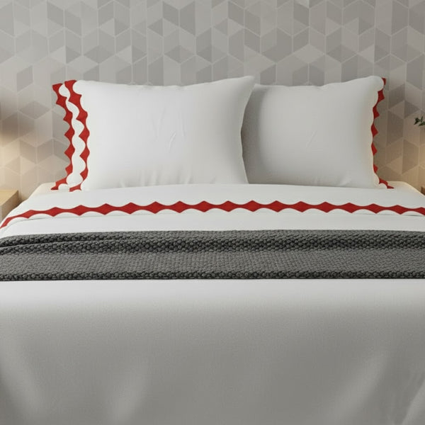 Reverse Scalloped Applique Embroidery Cotton Pillowcases (Set Of 2)
