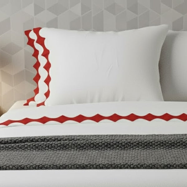 Reverse Scalloped Applique Embroidery Cotton Pillowcases (Set Of 2)