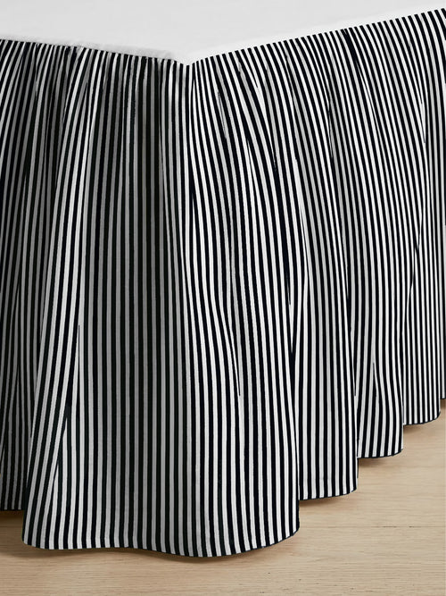 #whiteblackstripe