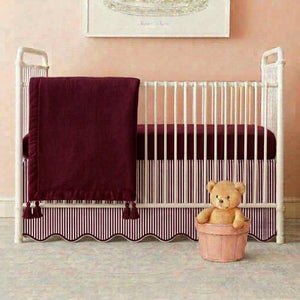 #burgundyborder