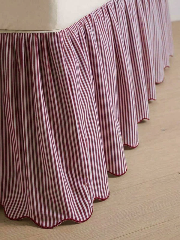 #whiteburgundystripe