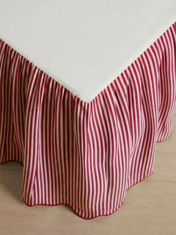 #whiteburgundystripe
