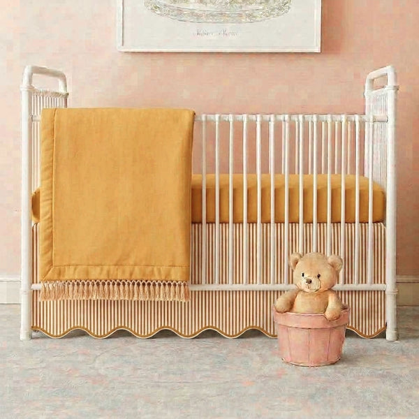 #goldborder