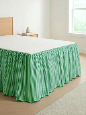 #whitegreenstripe