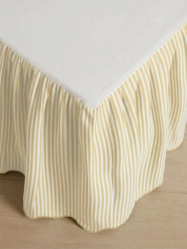 #whiteivorystripe