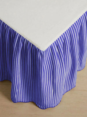 #whitenavybluestripe