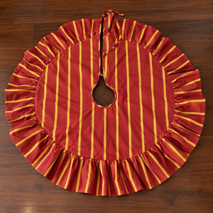 Retro Holiday Striped Tree Skirt