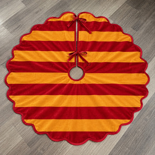 Sunset Sparkle Ruffled Tree Skirt