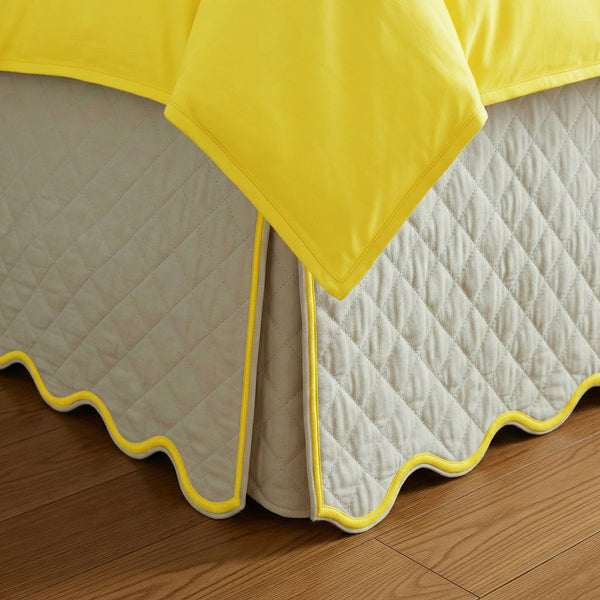 #yellowborder