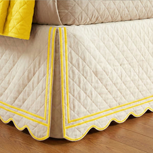 #yellowborder