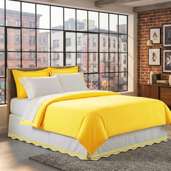 #yellowborder