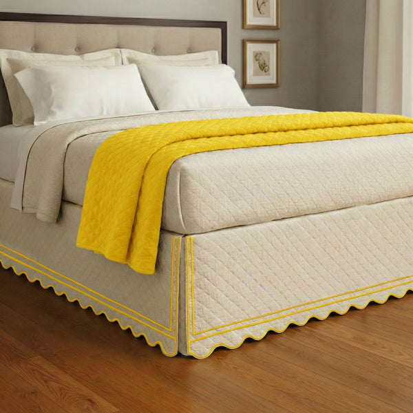 #yellowborder