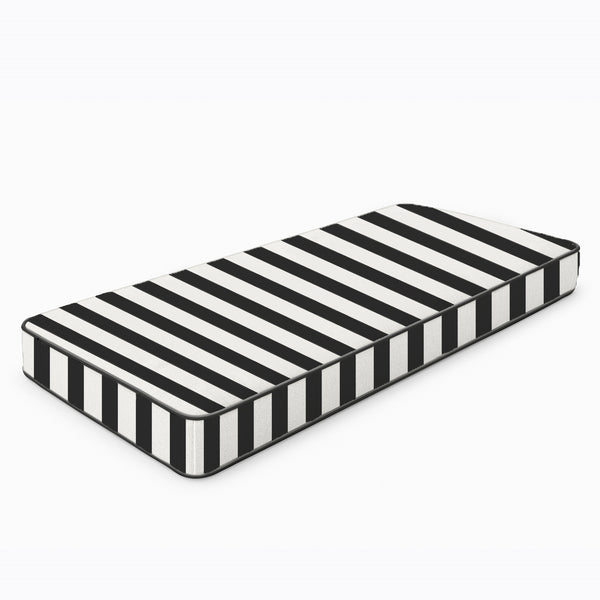 #whiteblackstripe