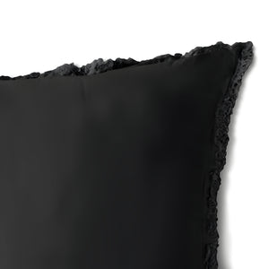 #blacksolid