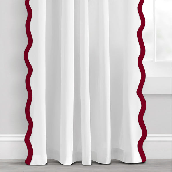 #burgundyborder