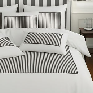 #whitedarkgraystripe