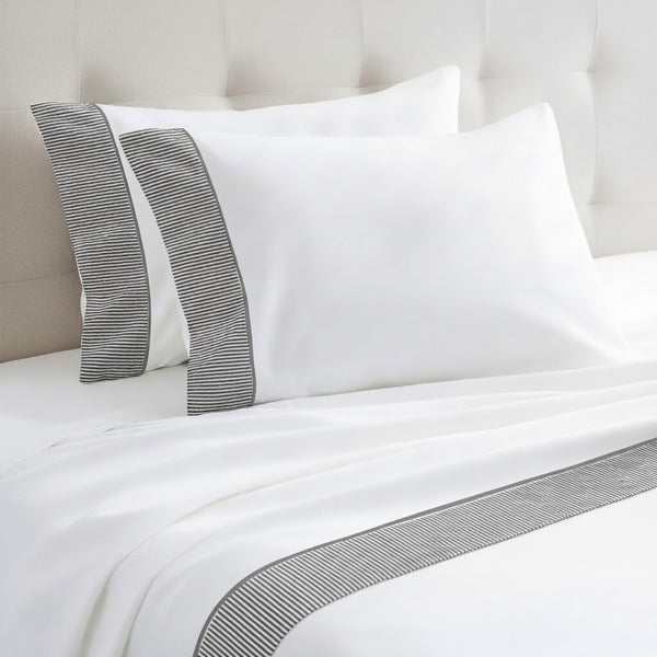 #whitedarkgraystripe