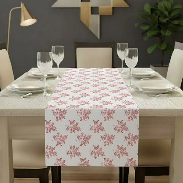 Delicate Leaf Seamless Pattern Table Runner