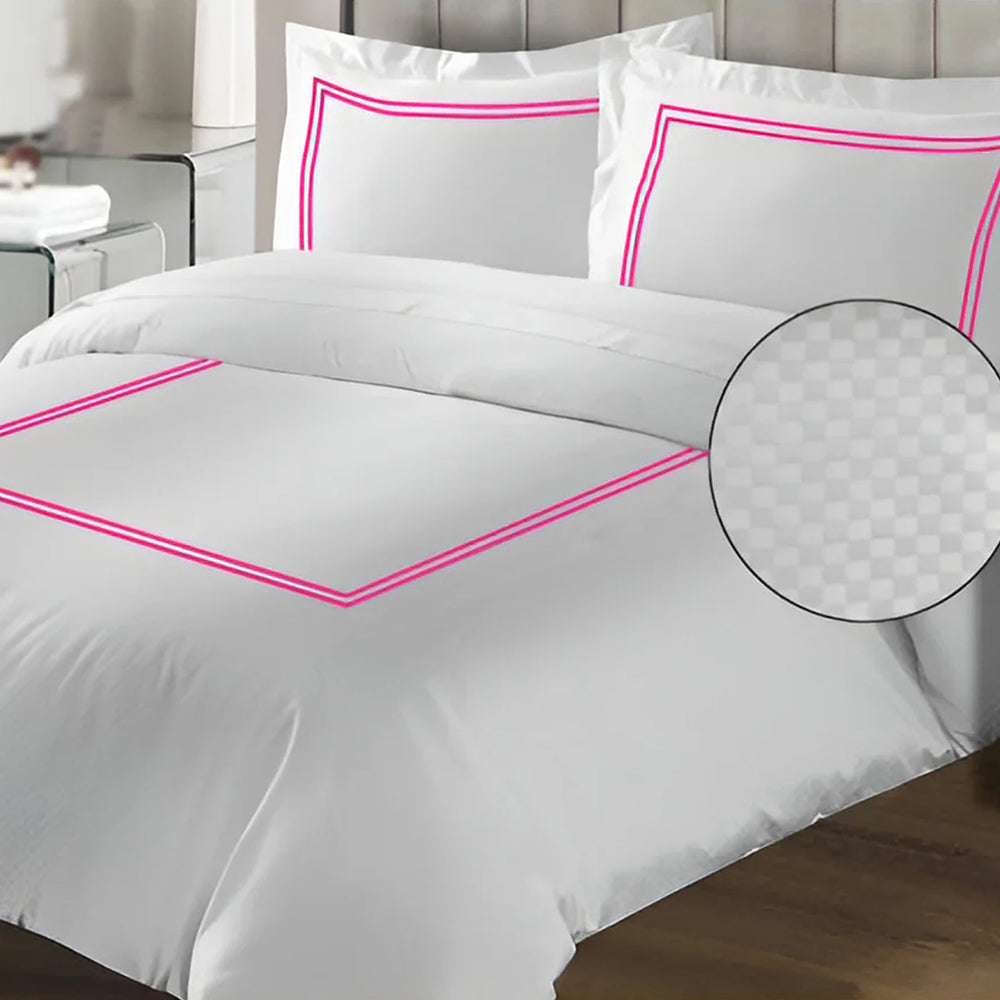 #htpinkborder