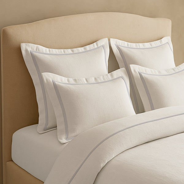 #white/lavendergray