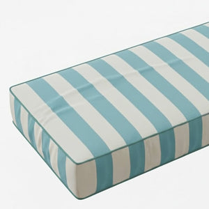 #whitelightbluestripe