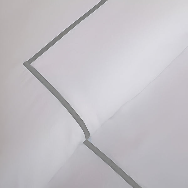 #LightGreyborder