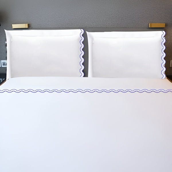 #NavyBlueborder