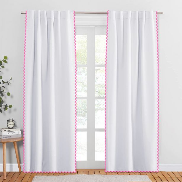 #HotPinkborder