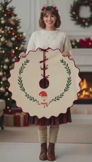Snowman Design Scallop Christmas Tree Skirt
