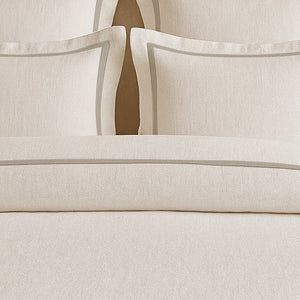 #white/taupe