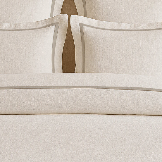 #white/taupe