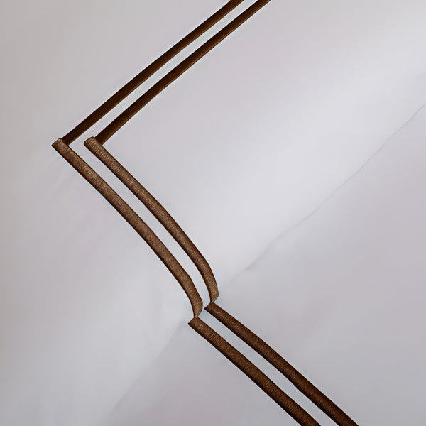 #Taupeborder