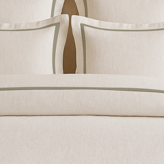#white/warmgray