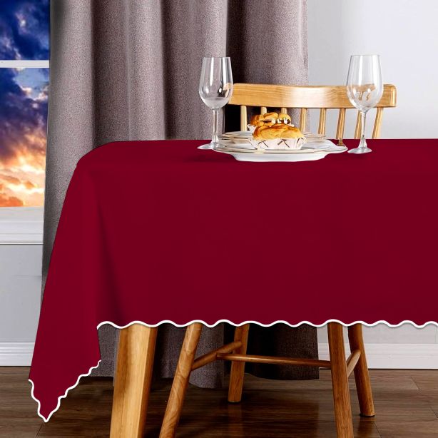 white-burgundy-cotton-solid-table-cloth-scallop-border